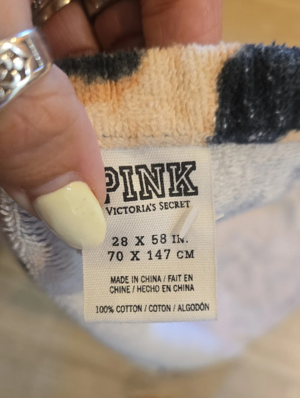 PINK Victoria's Secret Vintage Cheetah Print Beach Towel - Picture 6 of 6